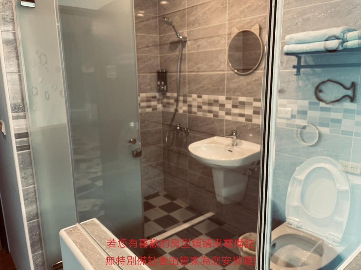 Green Only Homestay Tainan Esterno foto