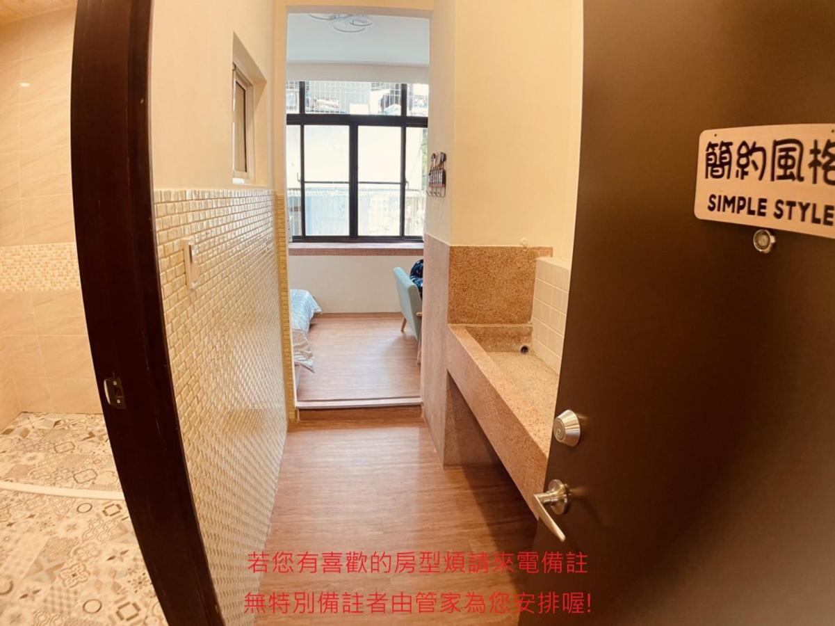 Green Only Homestay Tainan Esterno foto